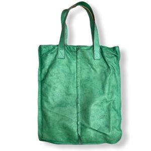 T Nobile green leather purse butter soft